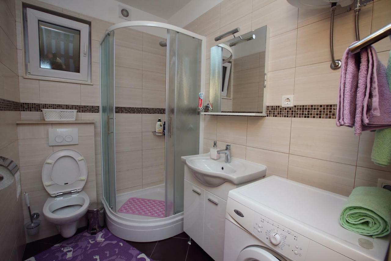 Luka Apartman